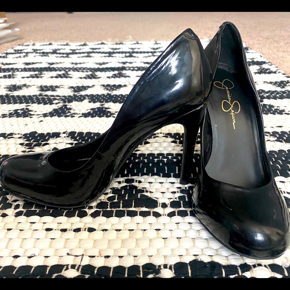 Jessica Simpson Pumps